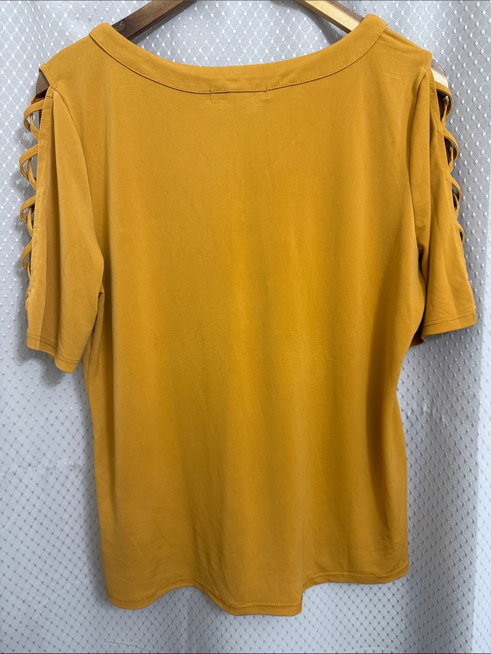 Always Be Joyful Mustard V-Neck Short Sleeve Top with Zip & Lattice Sleeves - Picture 2 of 4